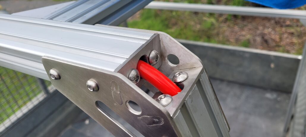 Cargo rack corner bracket T-slot aluminium